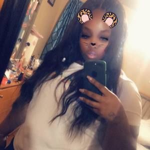 Meet your Posher, Sharonda